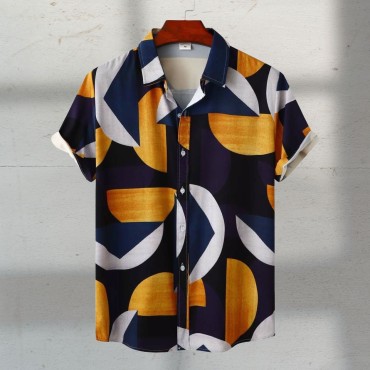 Comfortable and breathable printed short sleeved shirt