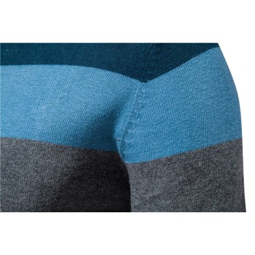 Soft and warm striped men's round neck sweater