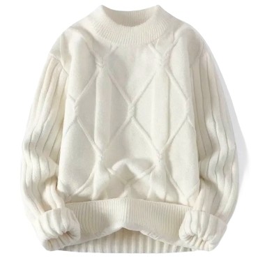 Soft and warm slim fit men's knitted sweater